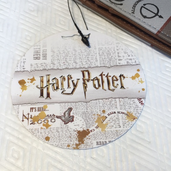 Last One Final Price Loungefly Harry Potter Wallet - Picture 7 of 8